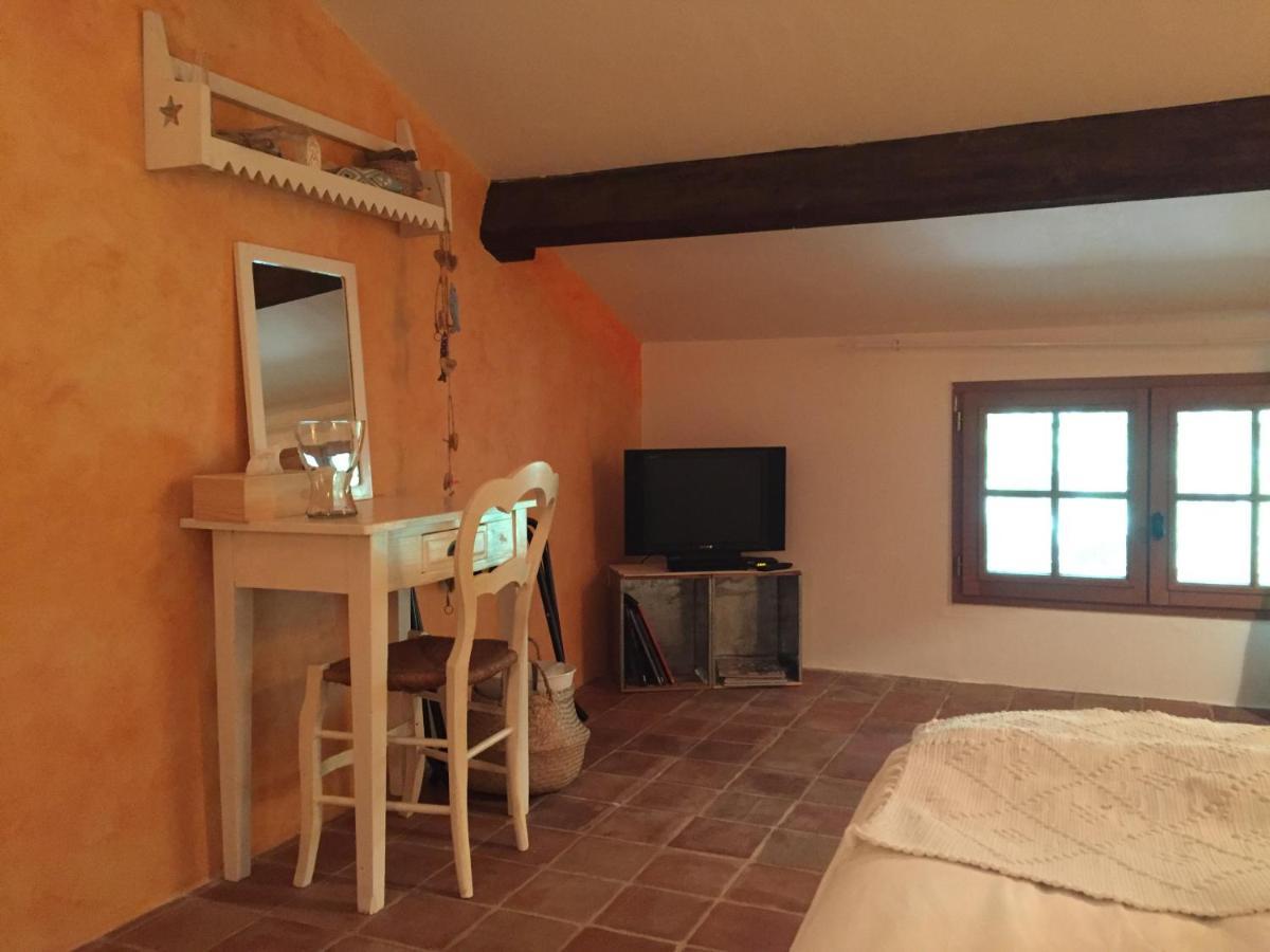 La Petite Sardine Bed & Breakfast Lirac Dış mekan fotoğraf