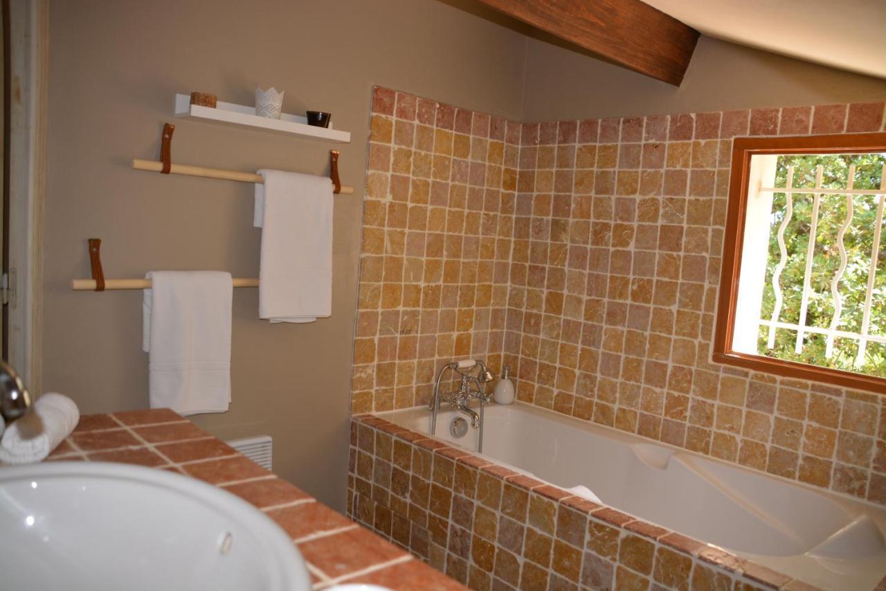 La Petite Sardine Bed & Breakfast Lirac Dış mekan fotoğraf