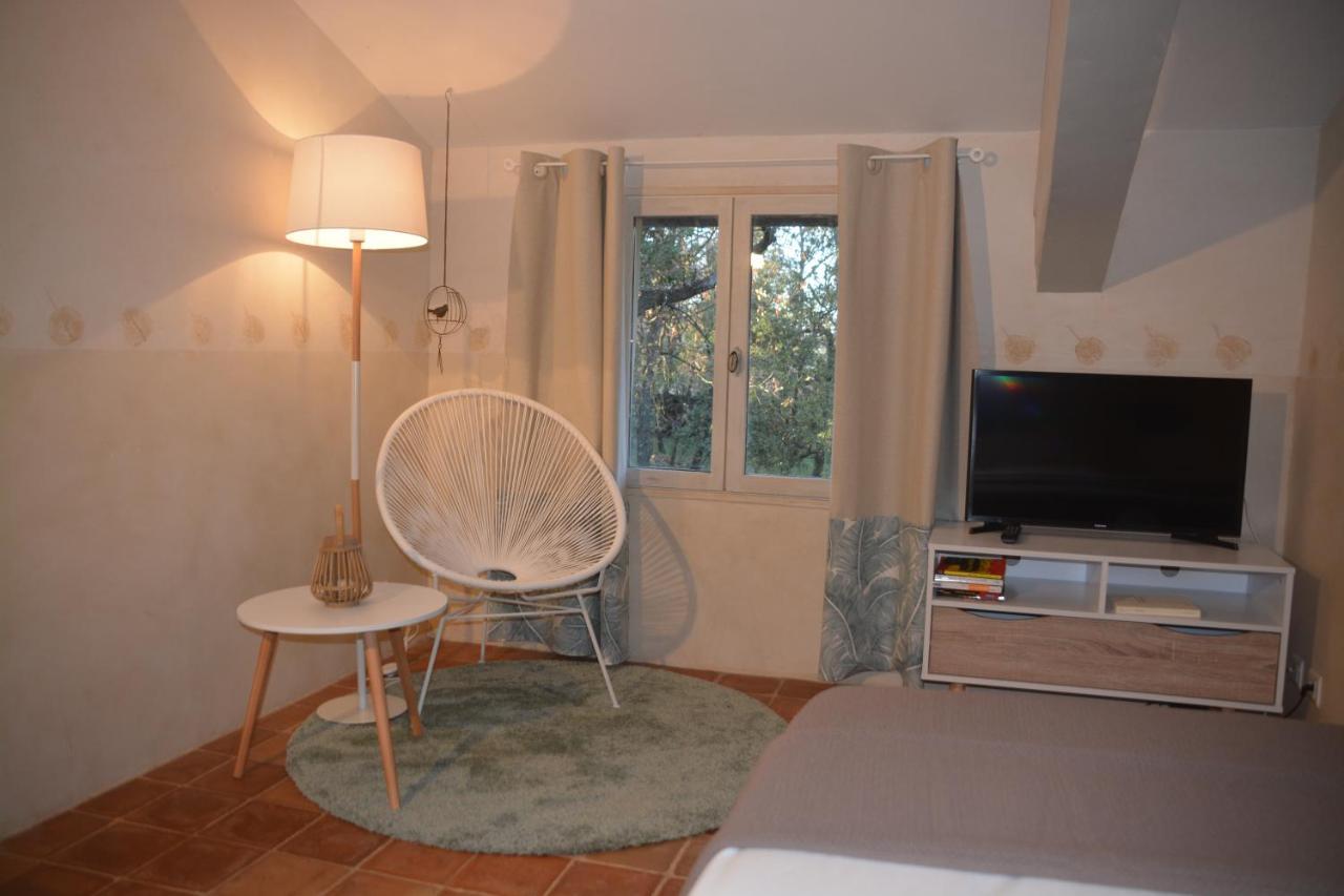 La Petite Sardine Bed & Breakfast Lirac Dış mekan fotoğraf